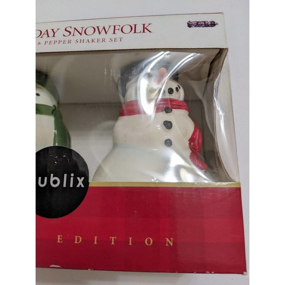 Publix Holiday Snowfolk Salt and Pepper Shaker Set Encore Edition 2006 new - Picture 3 of 3